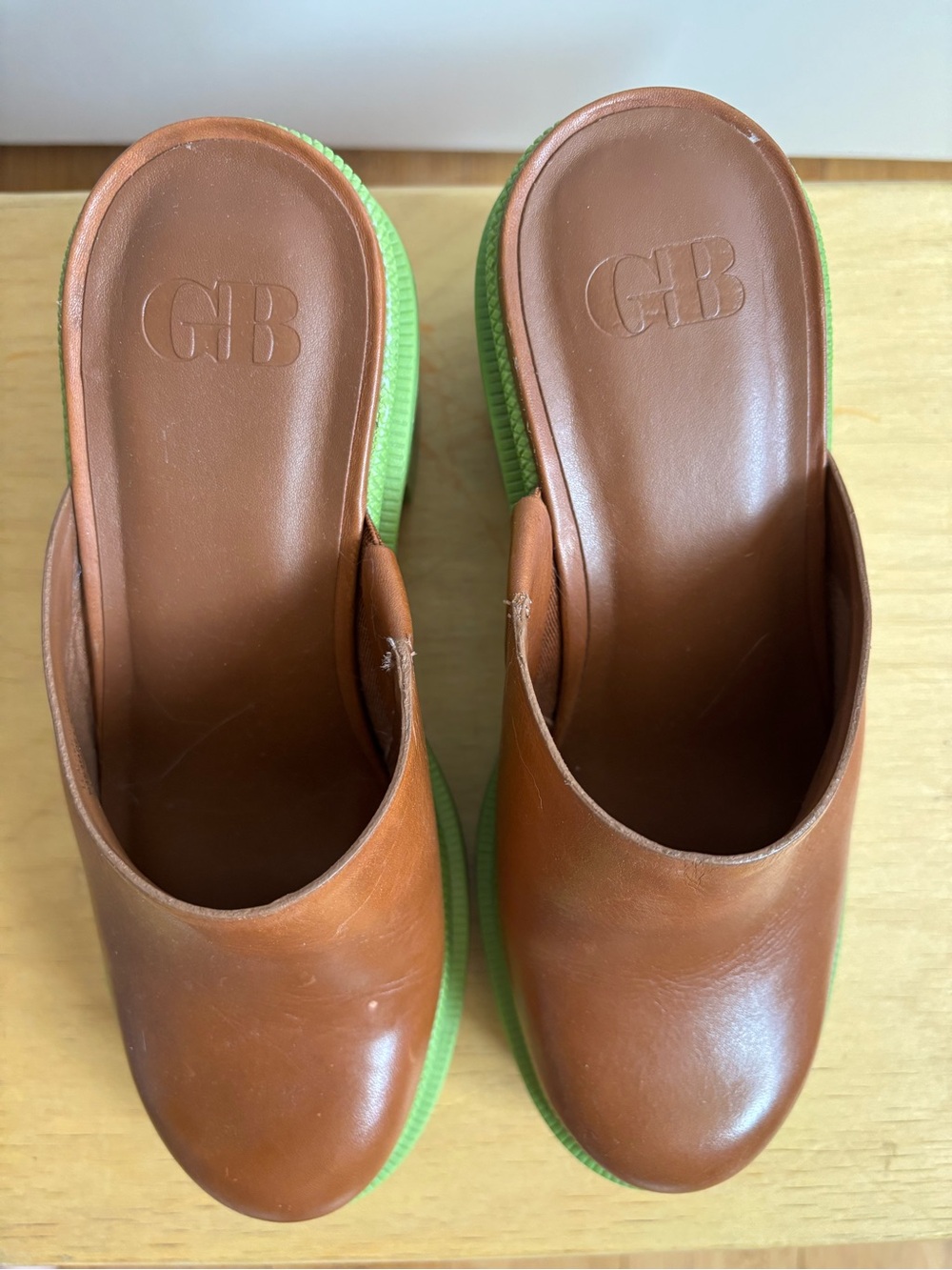 Gianni Bini End-game Leather Platform Mules with Green Rubber Lug Sole - Picture 3 of 5